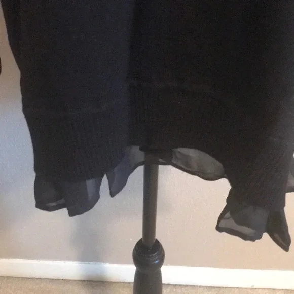 💖 Must have sweater!💖 - Picture 3 of 6